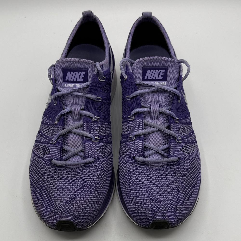 Nike Flyknit Trainer Court Purple White Mens Size 7 Women 8.5 532984-551 Sneaker